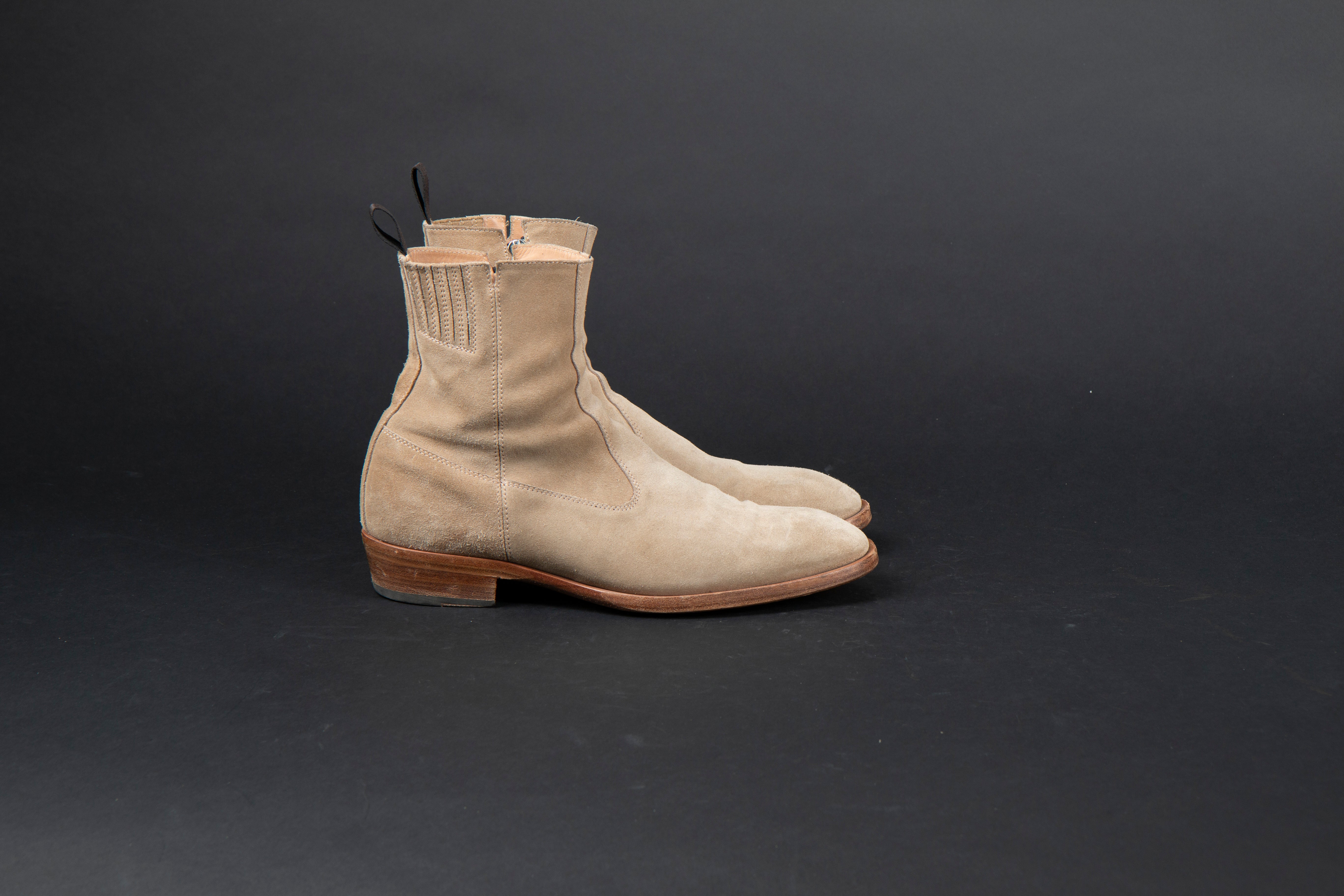 Re-used Hellstrom Suede Sand, size 43
