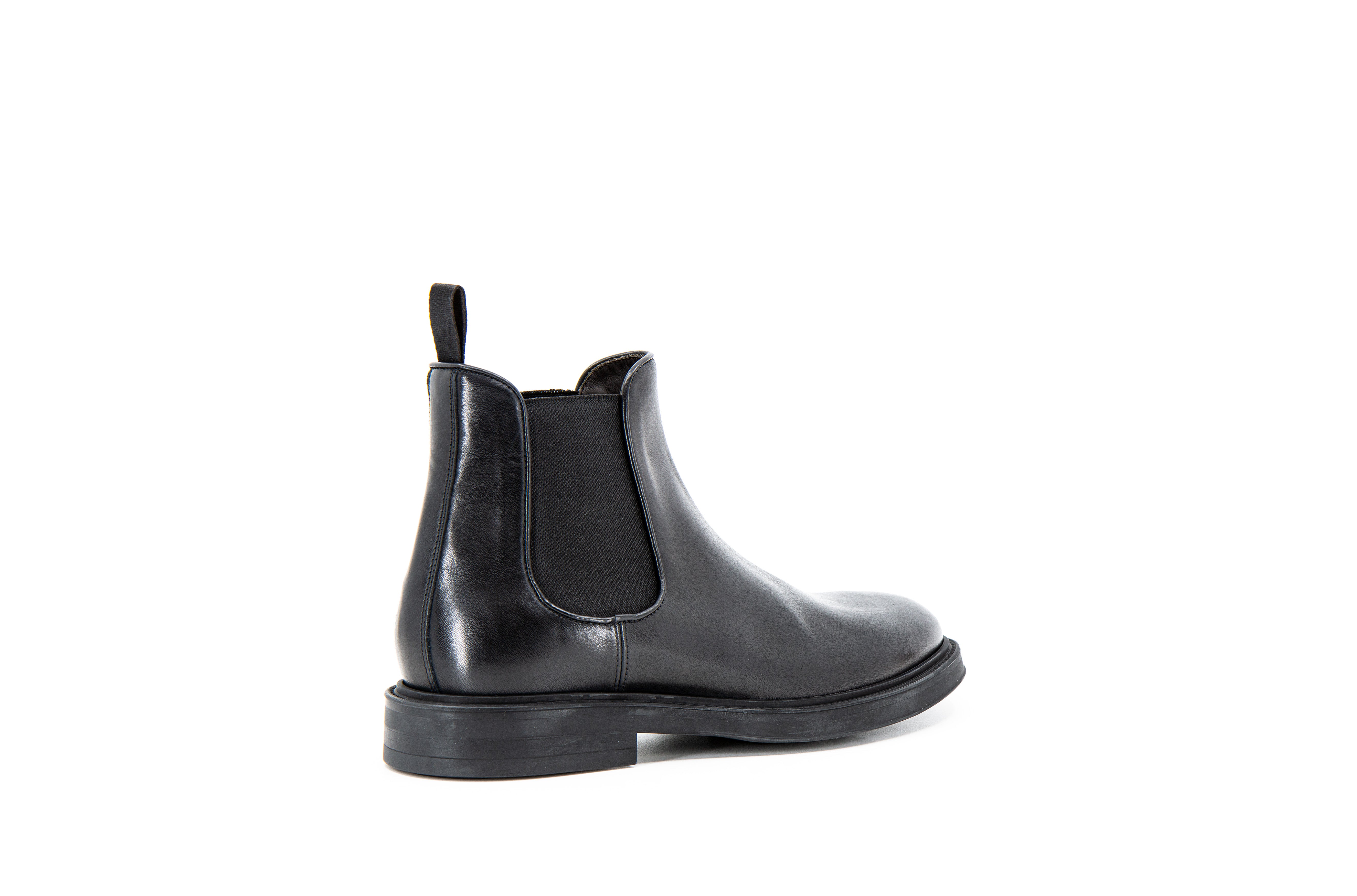 Link Chelsea Black Calf Leather Boots