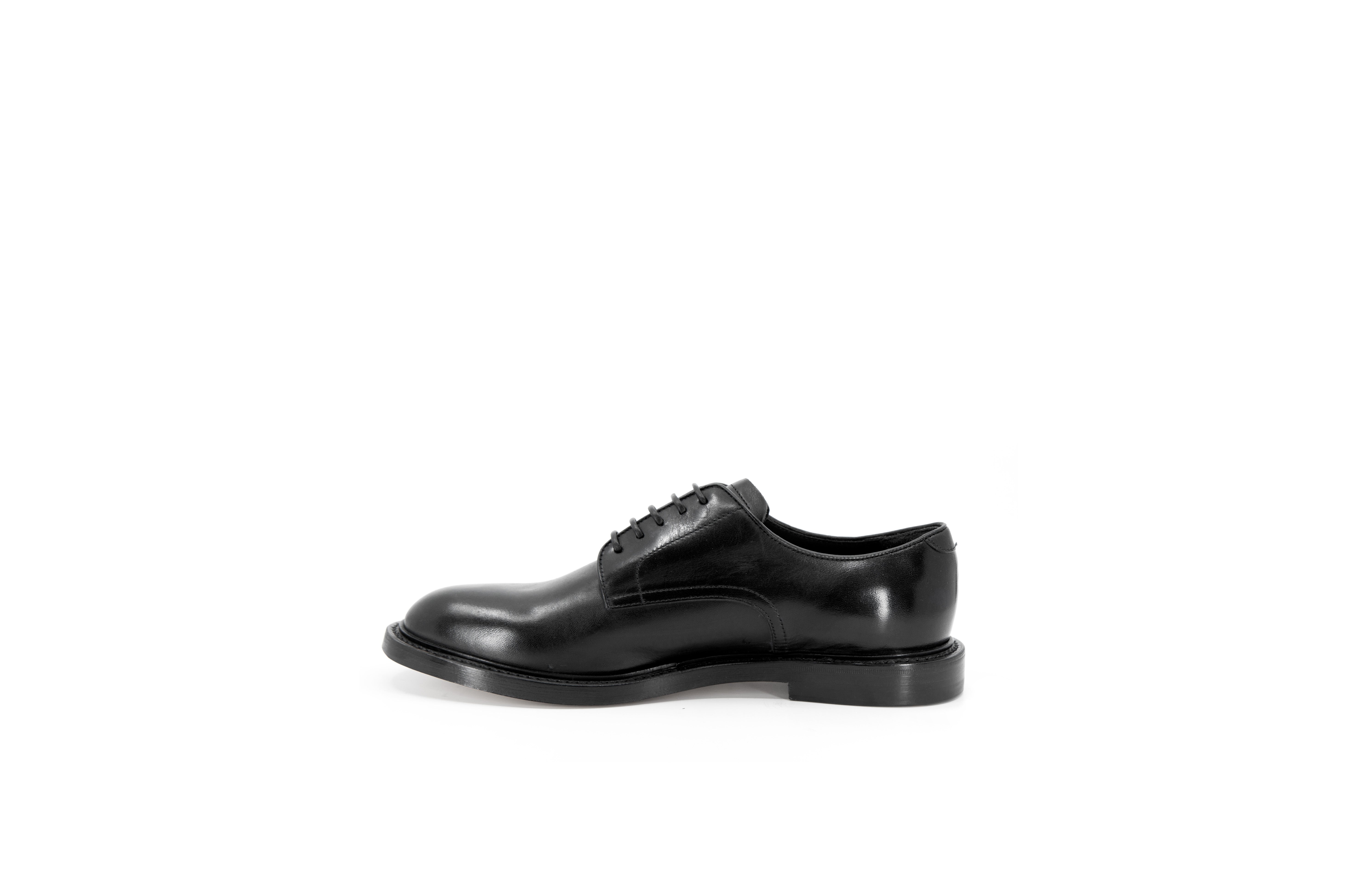 Jermyn Black Derby Cordovan Leather Shoes